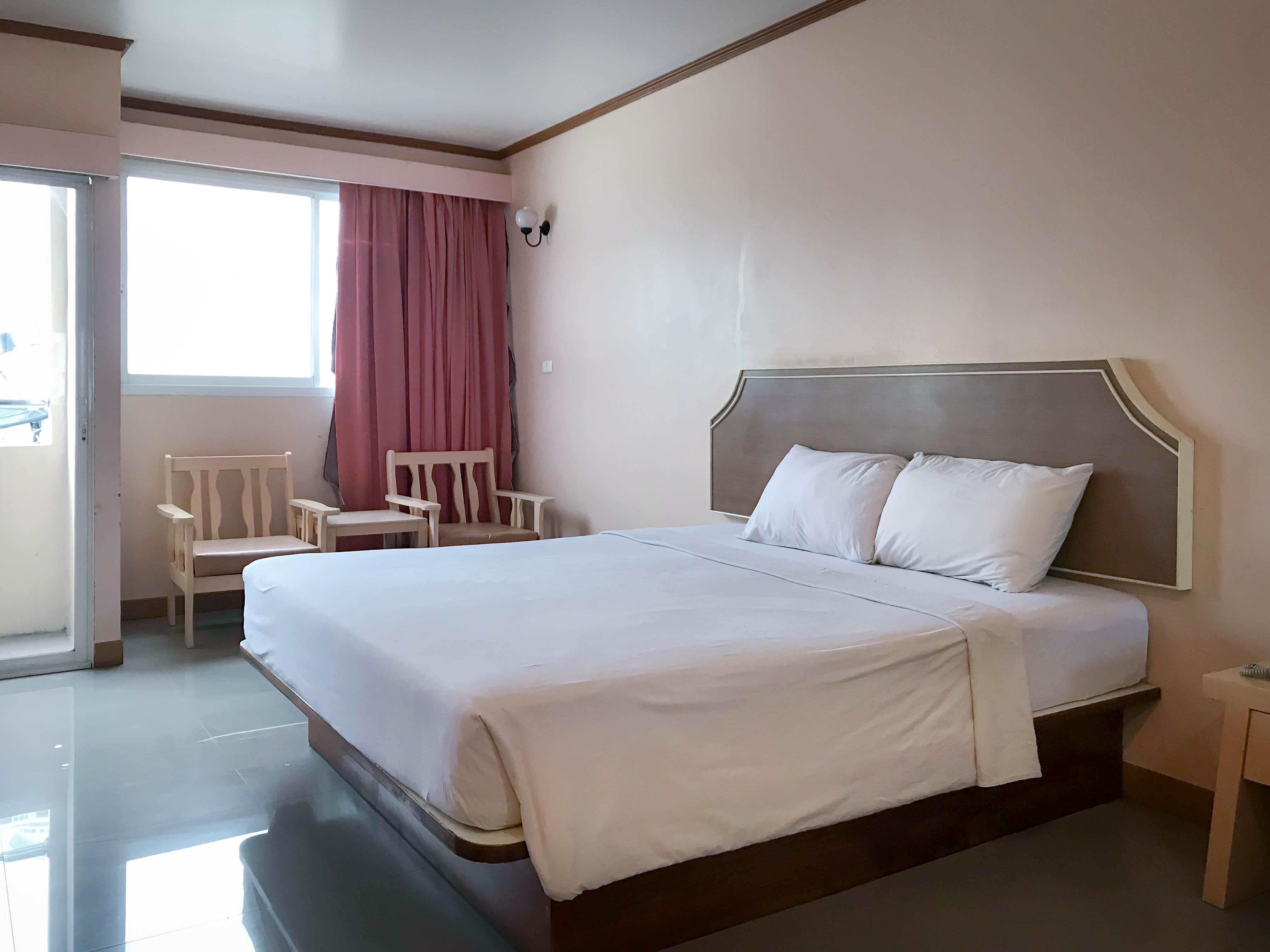 J Two S Pratunam Hotel Bangkok Zewnętrze zdjęcie