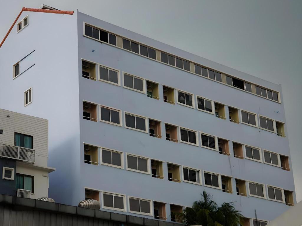 J Two S Pratunam Hotel Bangkok Zewnętrze zdjęcie