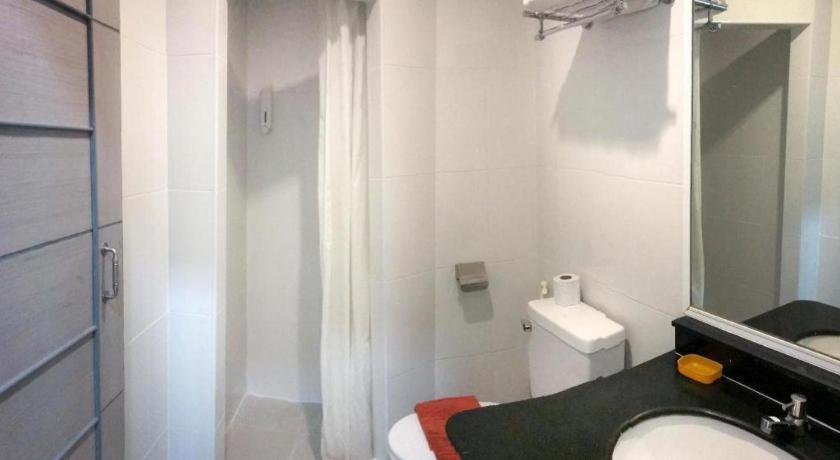 J Two S Pratunam Hotel Bangkok Zewnętrze zdjęcie