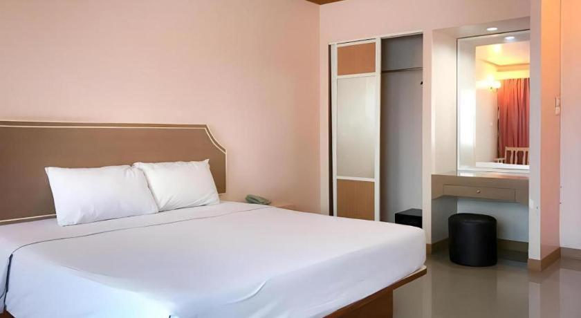 J Two S Pratunam Hotel Bangkok Zewnętrze zdjęcie